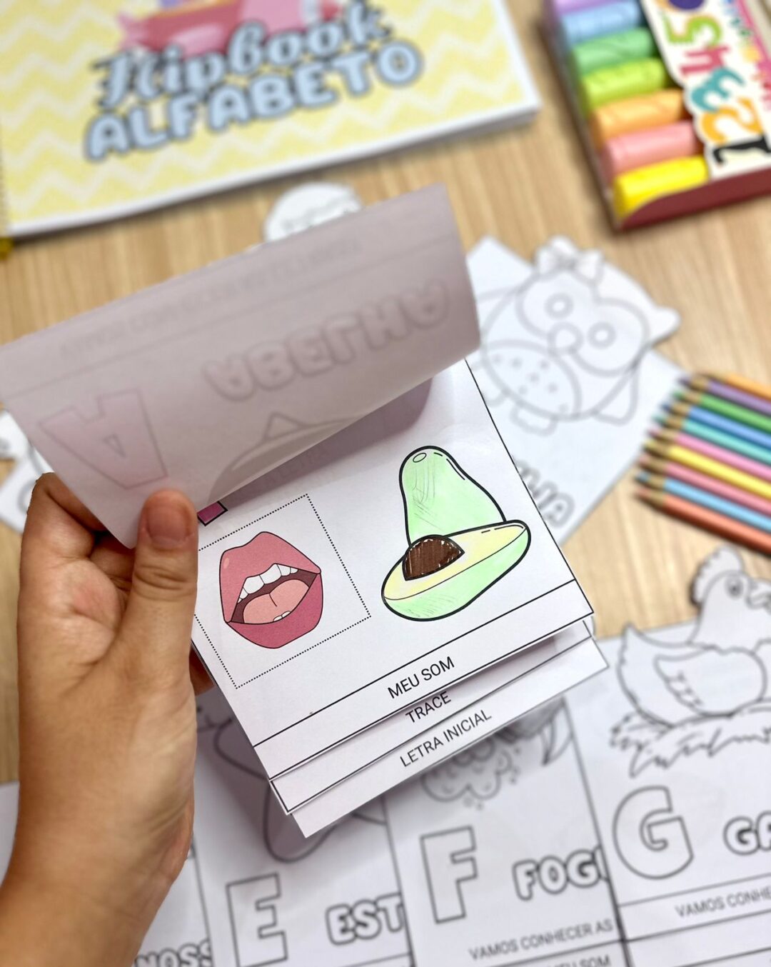 Flipbook do Alfabeto: Atividades para Colorir - Imagem 5