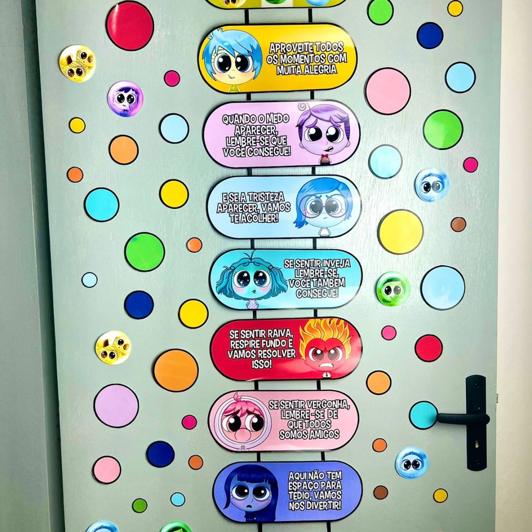 Painel de Porta Divertidamente