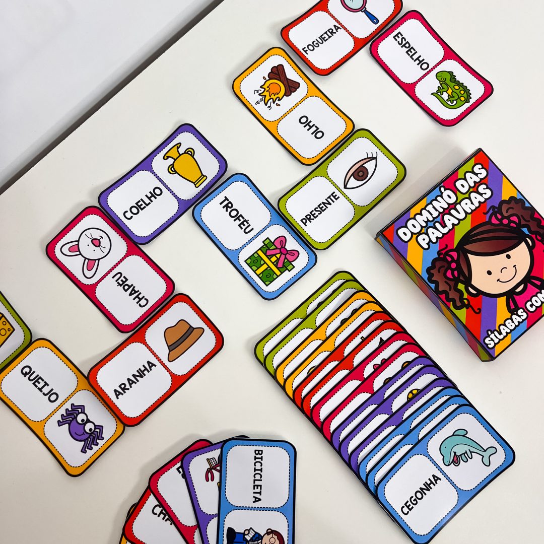 Dominó de Sílabas Complexas 🎲📘